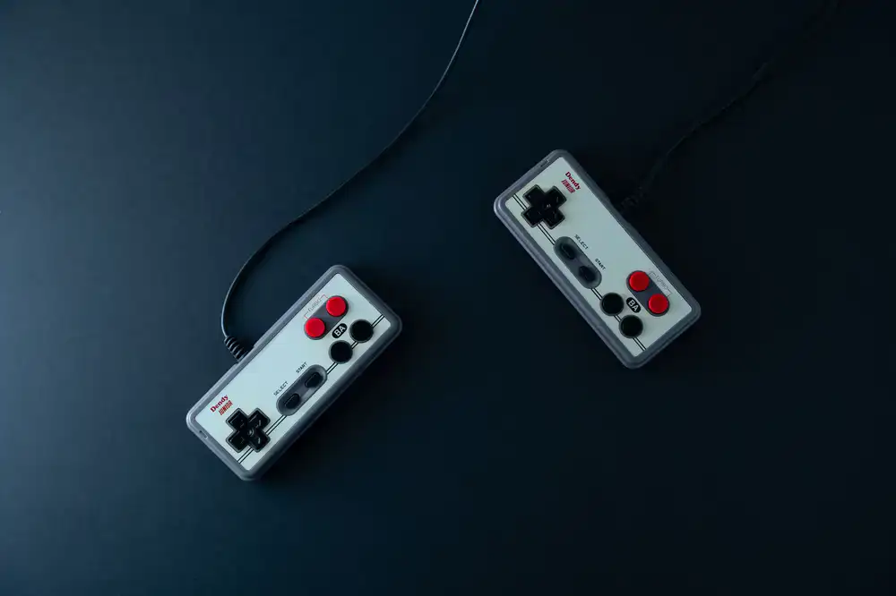 Various track pieces, points, and digital controllers
